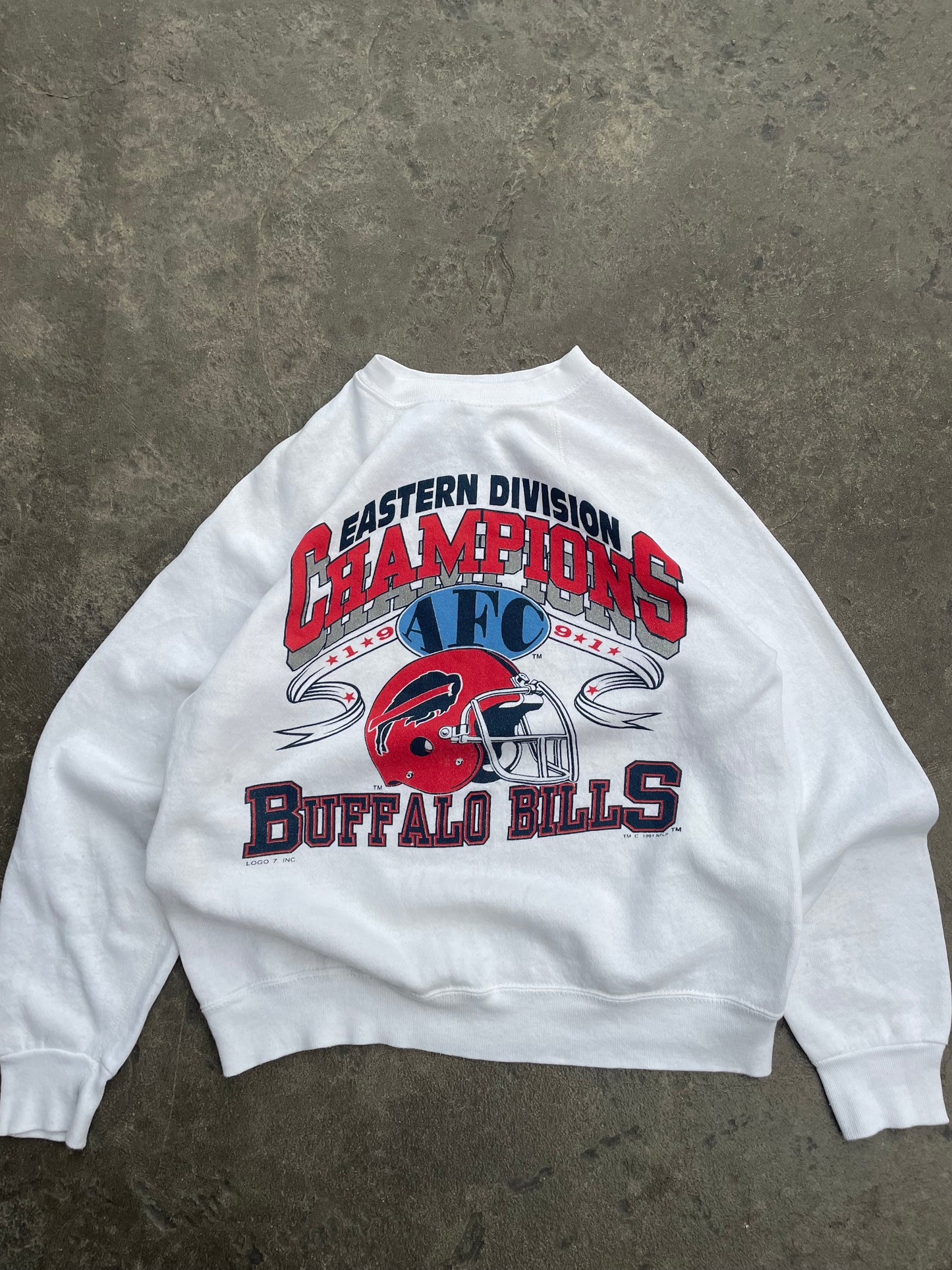 Buffalo Bills Eastern Division Champions Crewneck (M)